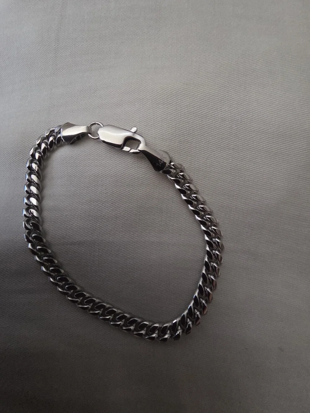 True Jewels 14K White Gold Filled Cuban Link Bracelet | 316L Stainless Steel |